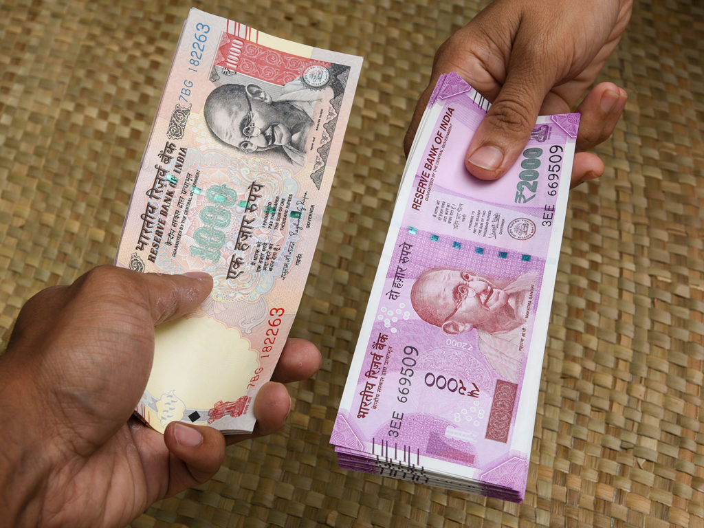 SC Asks Centre to Open New Window for Depositing Banned Notes for Legitimate Reasons