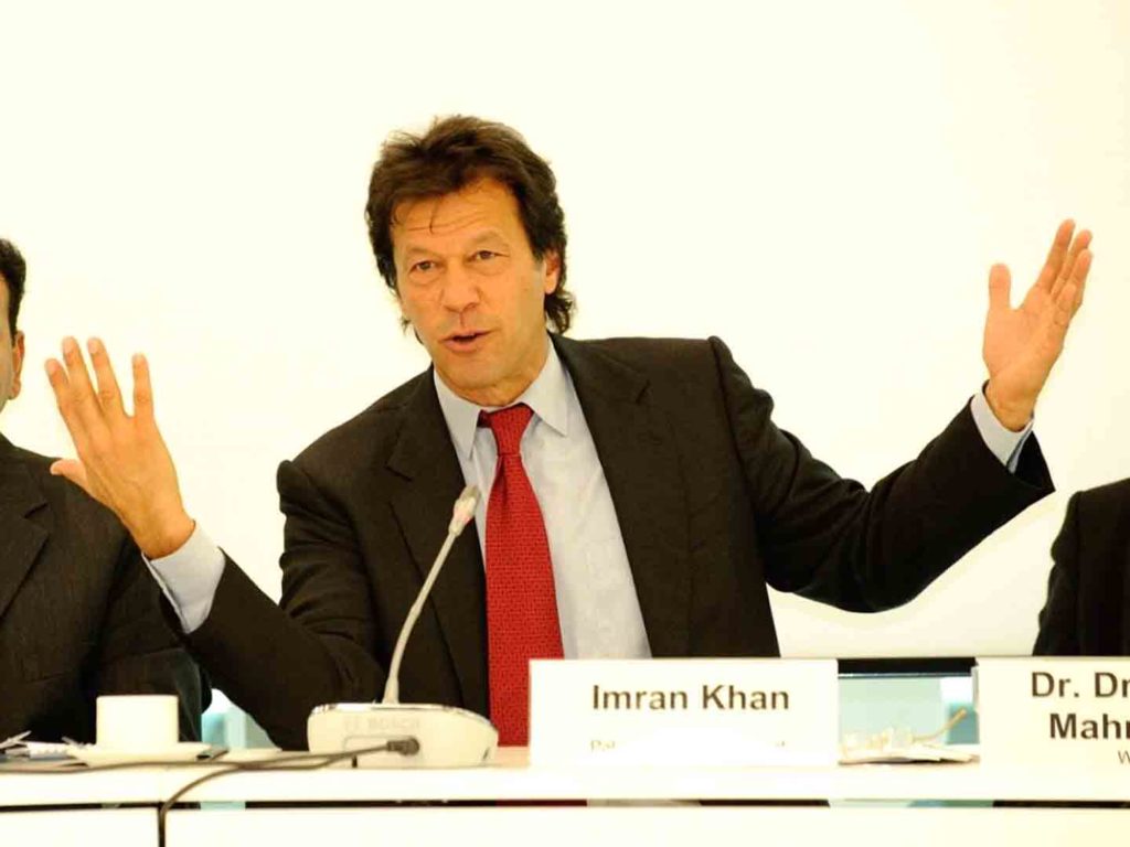 Pakistan PM Imran Khan Brings in Foreign Experts to Rebuild Economy