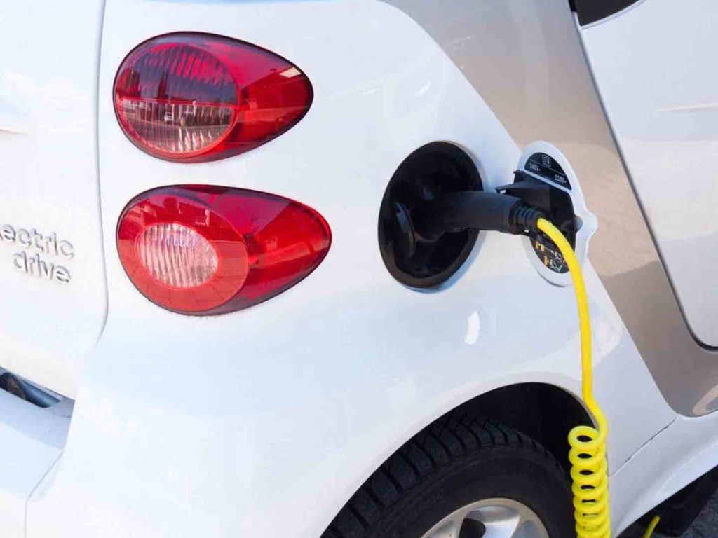 Government Creating Roadmap for Electric Vehicle Charging Infrastructure