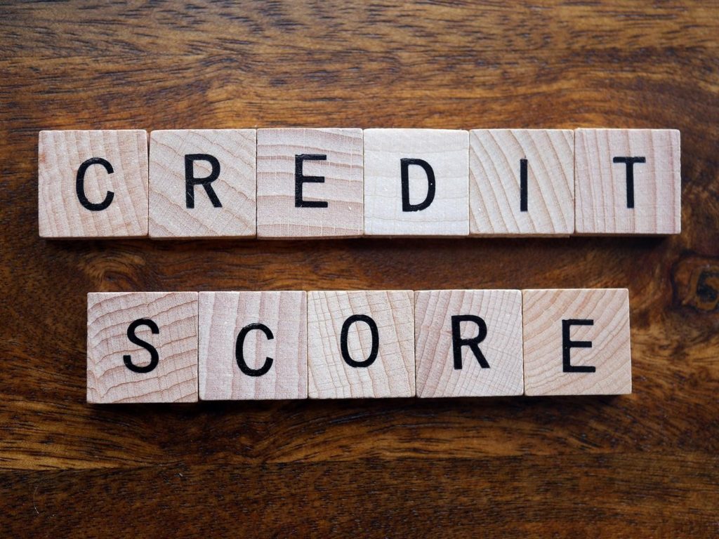 4 Ways to Start Building Credit in College