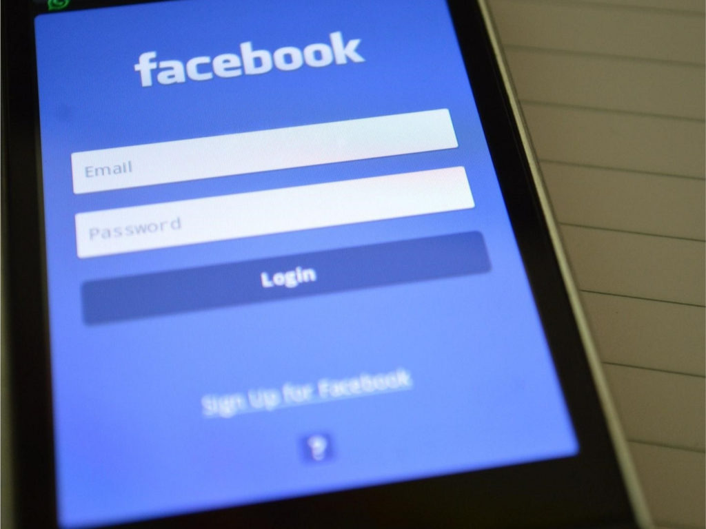 Facebook Stored Passwords in Plain Text on Servers, Admits