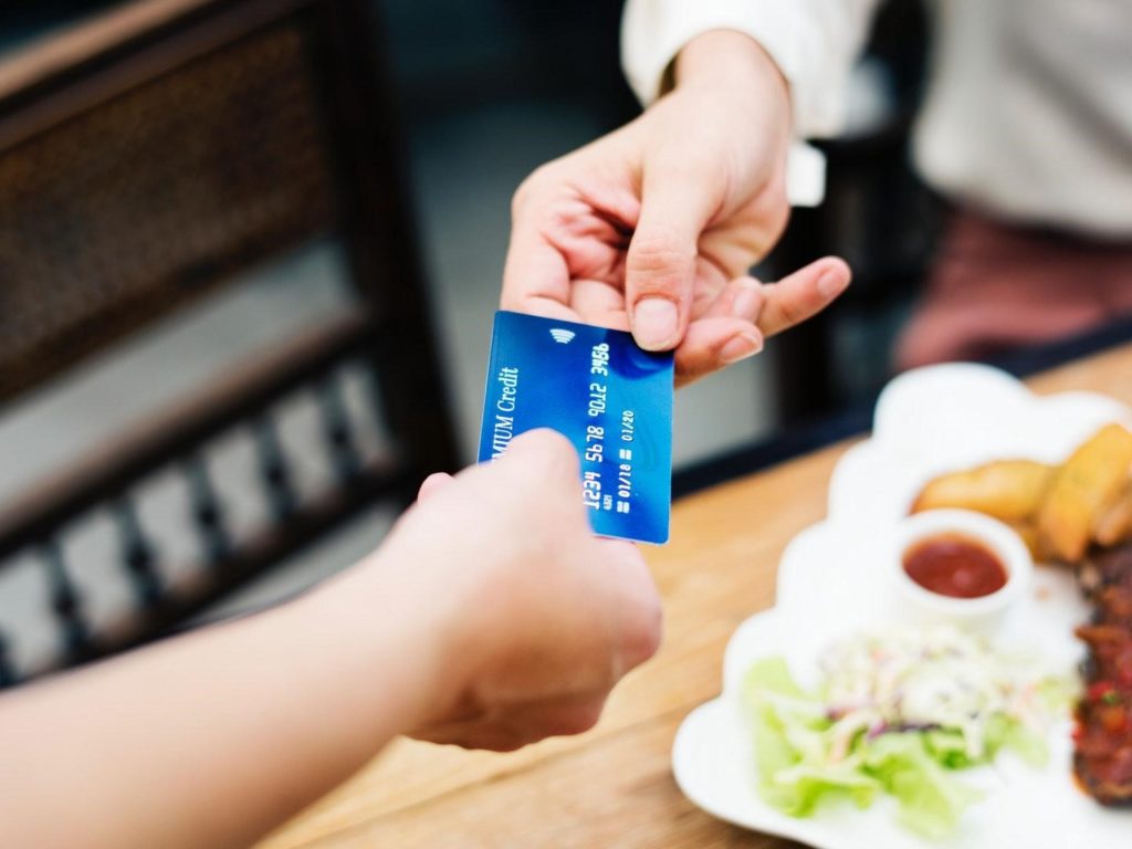 Secure Banking, Online Shopping to Take Smart Cards Market to New Heights