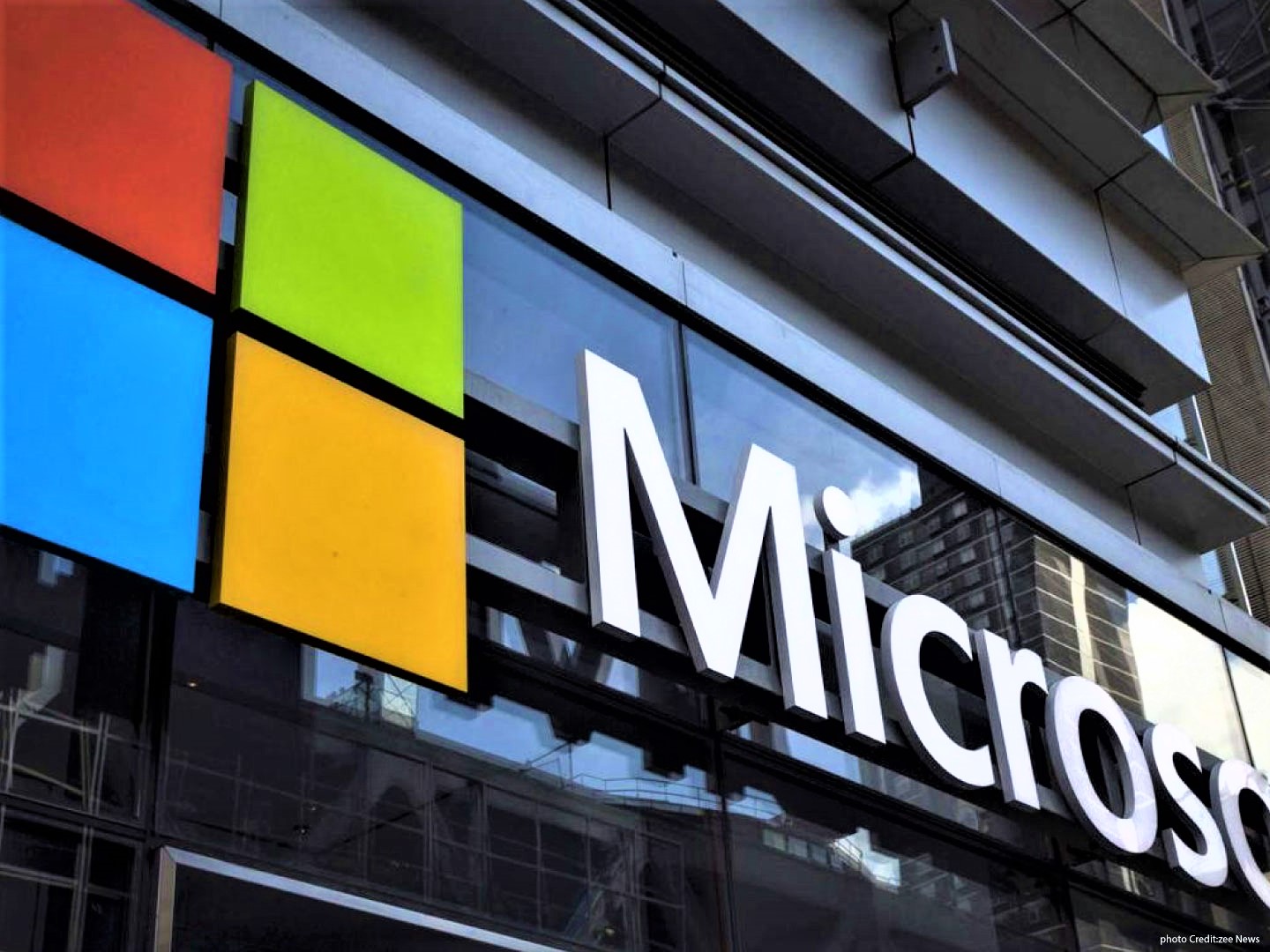 Microsoft partners Accenture to nurture B2B startups - ask.CAREERS