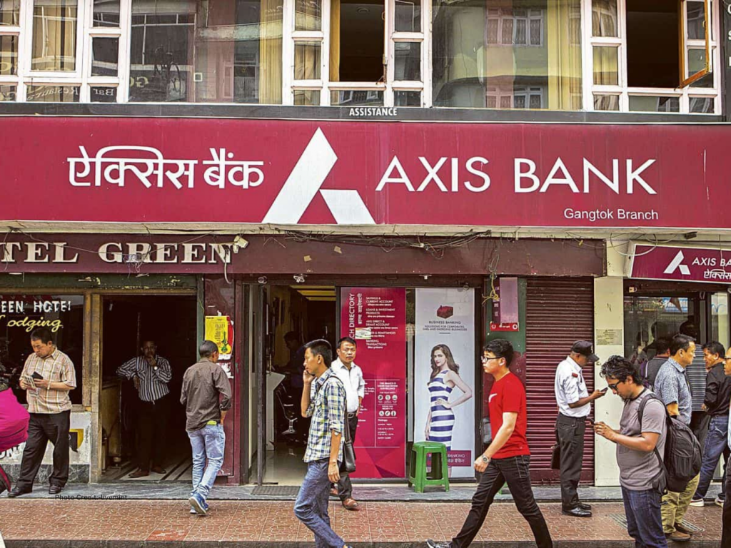 Axis Bank to tap into rural and semi urban markets