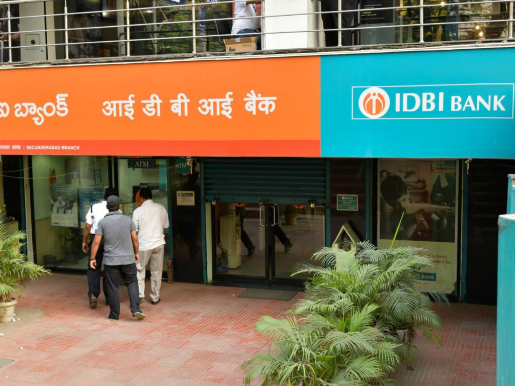 Govt extends deadline for IDBI Bank sale