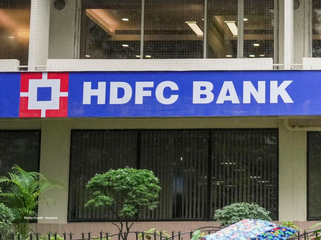 HDFC Bank profit rises 30% in first quarter