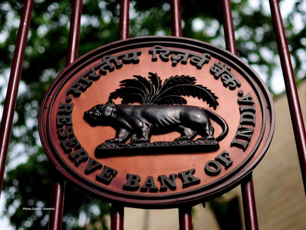 RBI likely to keep banking system liquidity tight