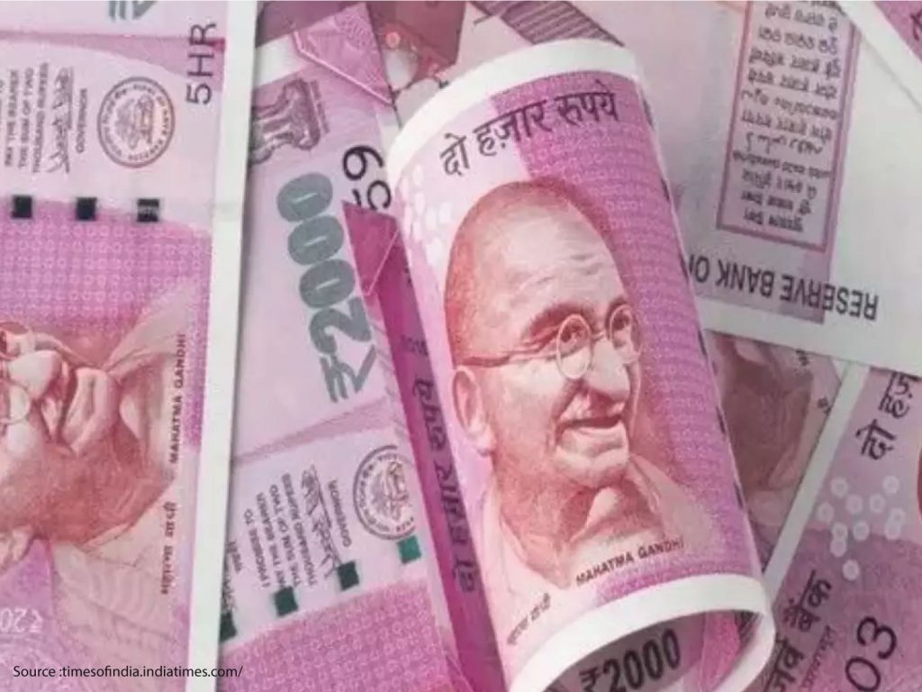 Nearly 98% of Rs 2,000 Banknotes Returned to RBI, Only Rs 8,202 Crore Still with Public